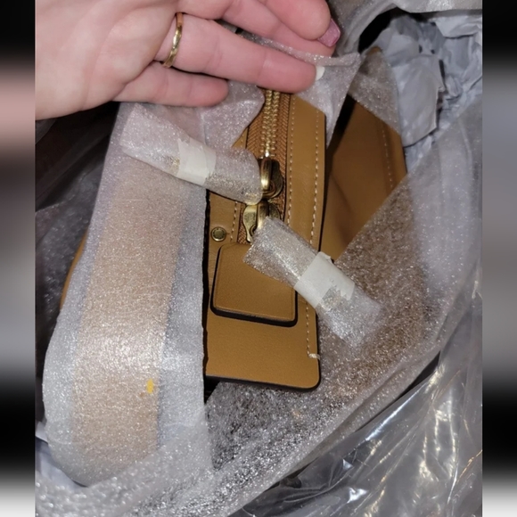 Rogue & Tom Wesselmann NWT - Picture 3 of 7